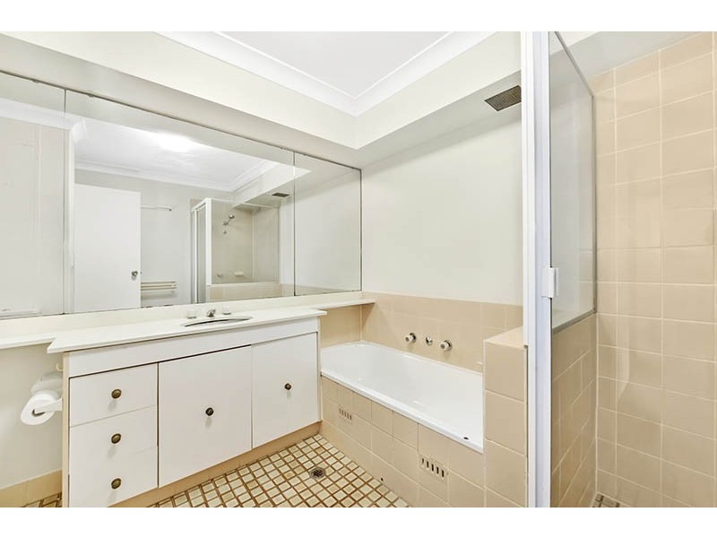 9/16 The Crescent, Dee Why NSW 2099