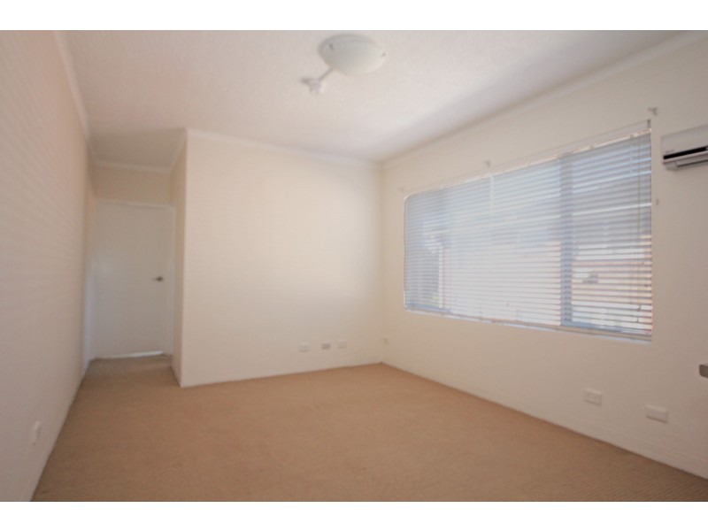 8/49 Howard Avenue, Dee Why NSW 2099