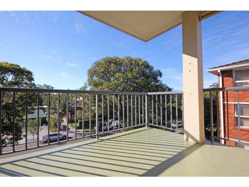 8/49 Howard Avenue, Dee Why NSW 2099