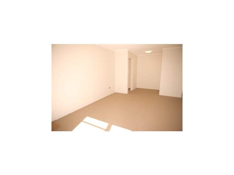 2/14 Mooramba Road, Dee Why NSW 2099