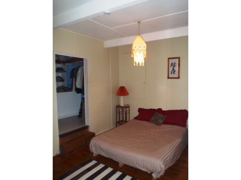 Lower 240 Headland Road, North Curl Curl NSW 2099