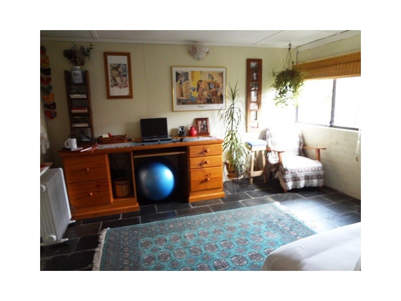 Lower 240 Headland Road, North Curl Curl NSW 2099