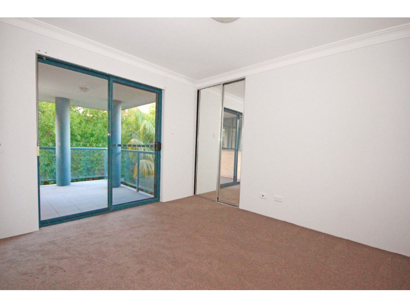 23/2-4 Francis Street, Dee Why NSW 2099