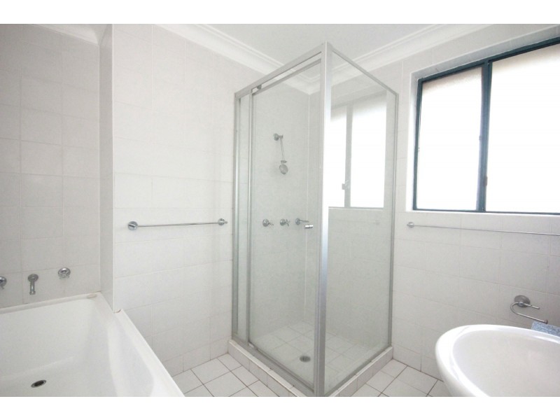 23/2-4 Francis Street, Dee Why NSW 2099