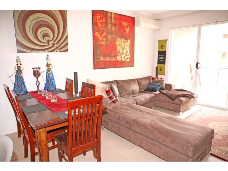 9/11-13 Oaks Avenue, Dee Why NSW 2099