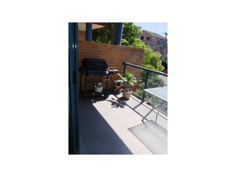 9/2-4 Francis Street, Dee Why NSW 2099