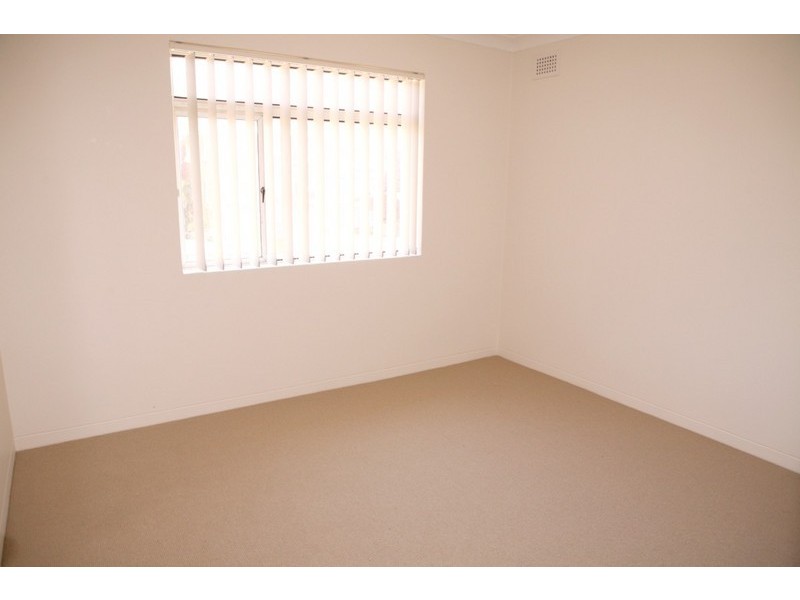 22/15 Kooloora Avenue, Freshwater NSW 2096