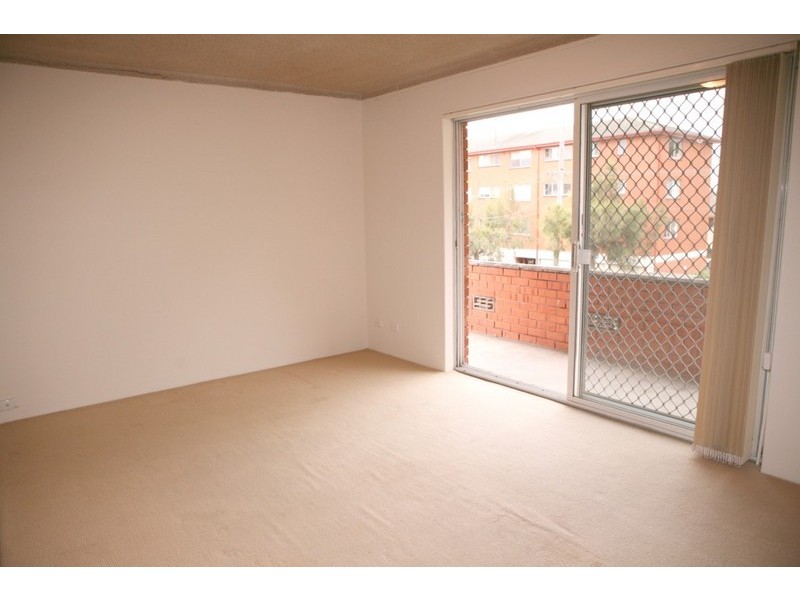 2/3 Wheeler Parade, Dee Why NSW 2099