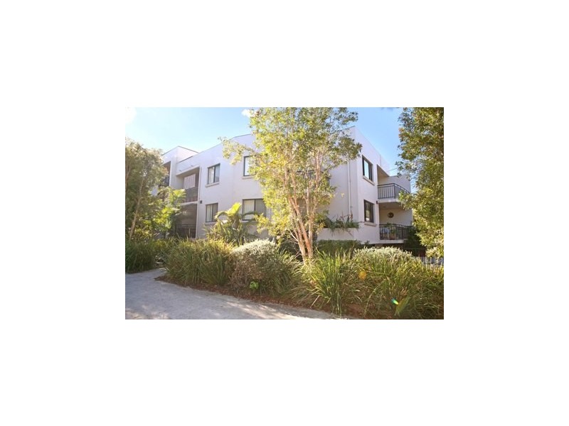 8/82-82a OLD PITTWATER ROAD, Brookvale NSW 2100