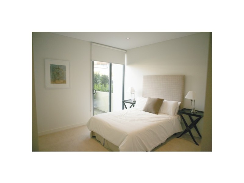 1/20 Hawkesbury Avenue, Dee Why NSW 2099