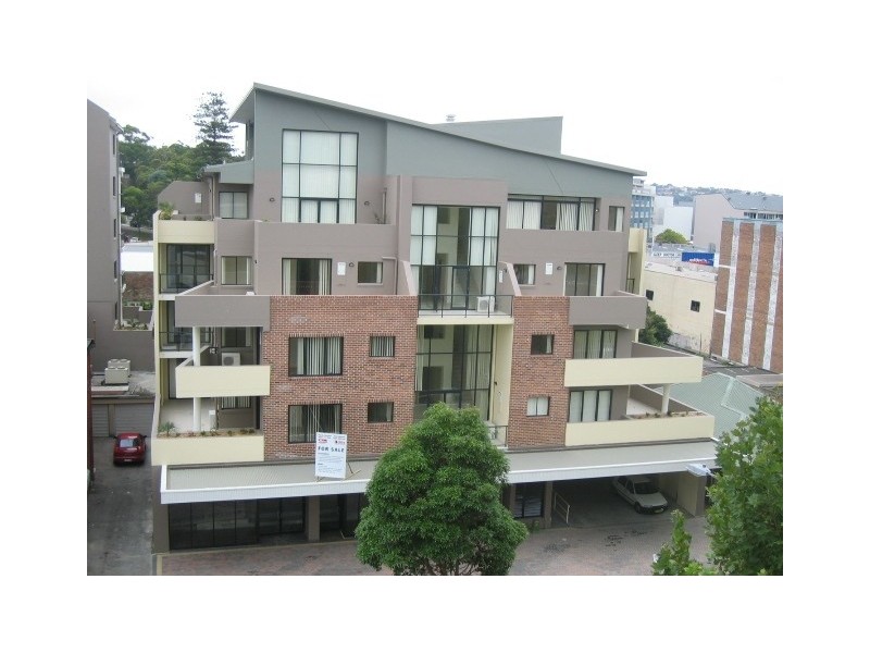 17/10-12 oaks ave, Dee Why NSW 2099