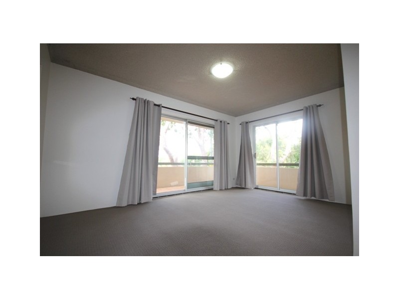 18/80-82 Pacific Parade, Dee Why NSW 2099