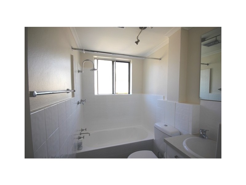 10/28 Westminster Avenue, Dee Why NSW 2099