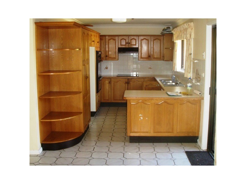 100 Warriewood Rd, Warriewood NSW 2102