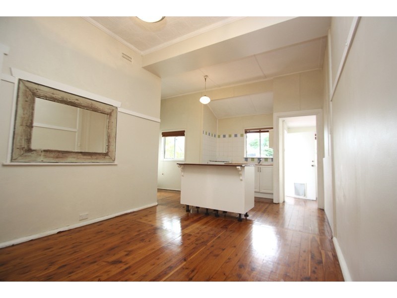 43 South Creek Rd, Dee Why NSW 2099