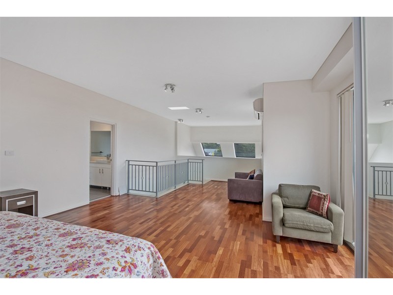 32/10-12 Oaks Avenue, Dee Why NSW 2099