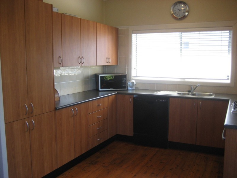 185 Warringah Road, Beacon Hill NSW 2100