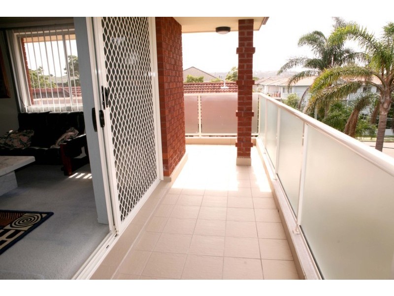 JUST SOLD!!!!! 7/4-6 Cassia Street, Dee Why NSW 2099