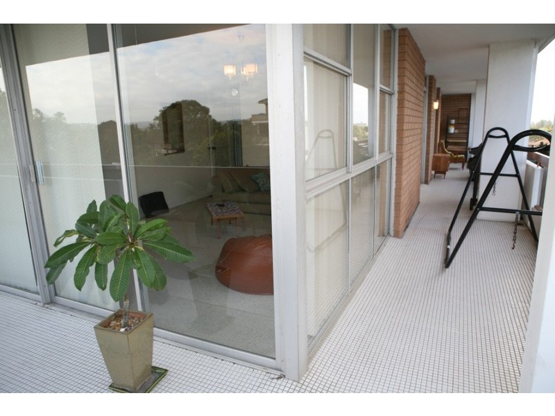 SOLD – CALL ARNOLD 0403 188 118, Dee Why NSW 2099