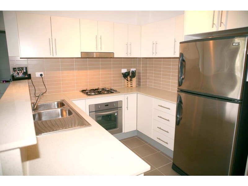 25/11-13 Oaks Avenue, Dee Why NSW 2099