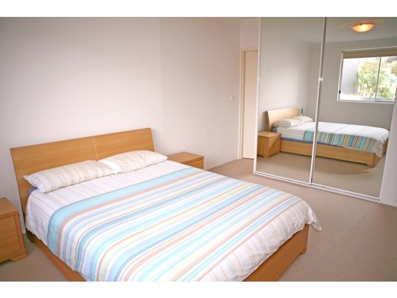 25/11-13 Oaks Avenue, Dee Why NSW 2099