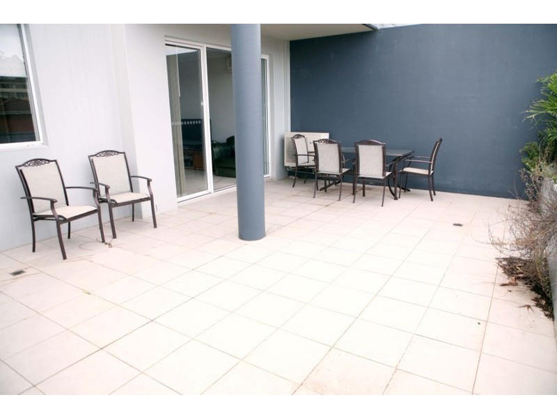 25/11-13 Oaks Avenue, Dee Why NSW 2099