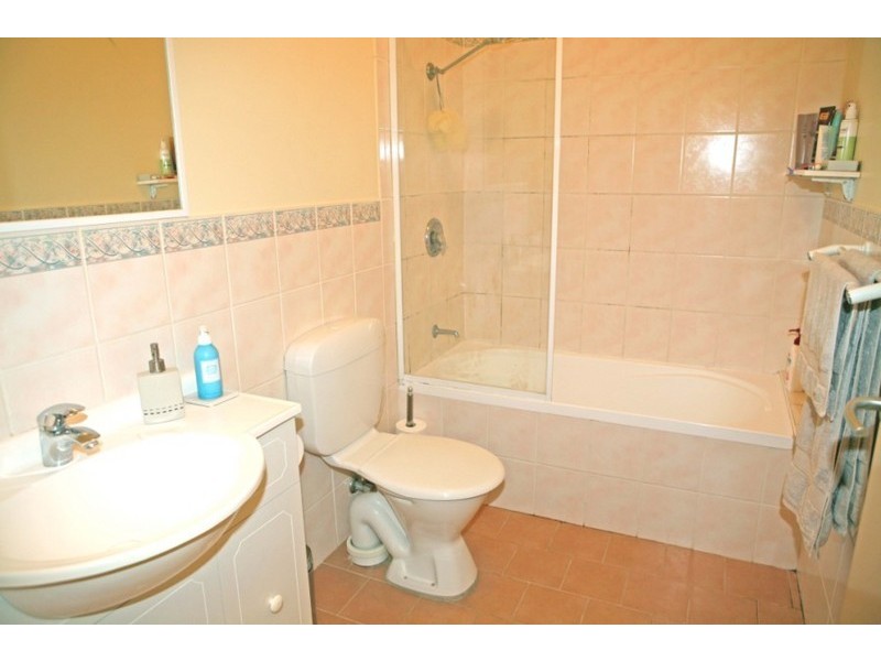 SOLD 2/13-15 Francis Street, Dee Why NSW 2099