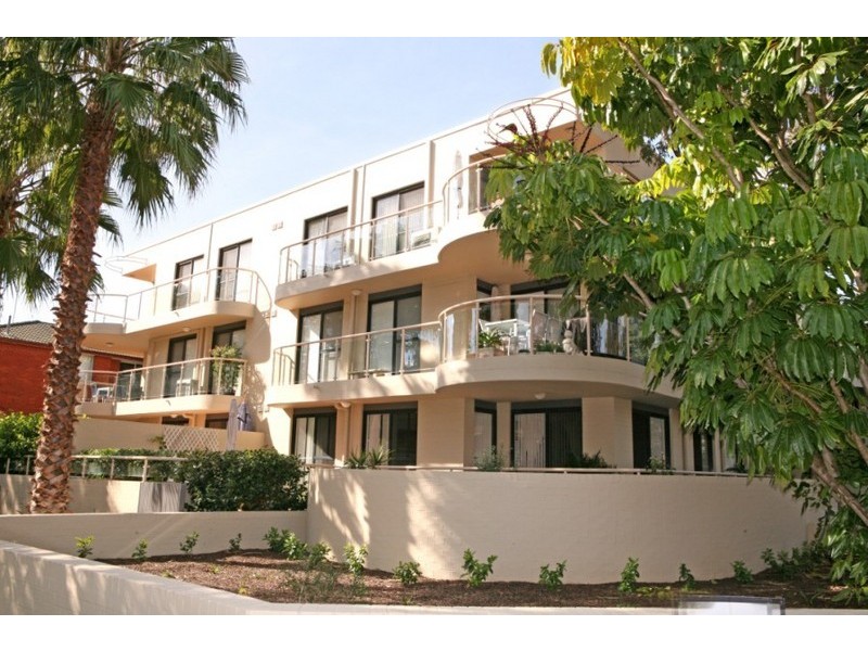 JUST SOLD!!!!! 4/54-58 Dee Why Parade, Dee Why NSW 2099