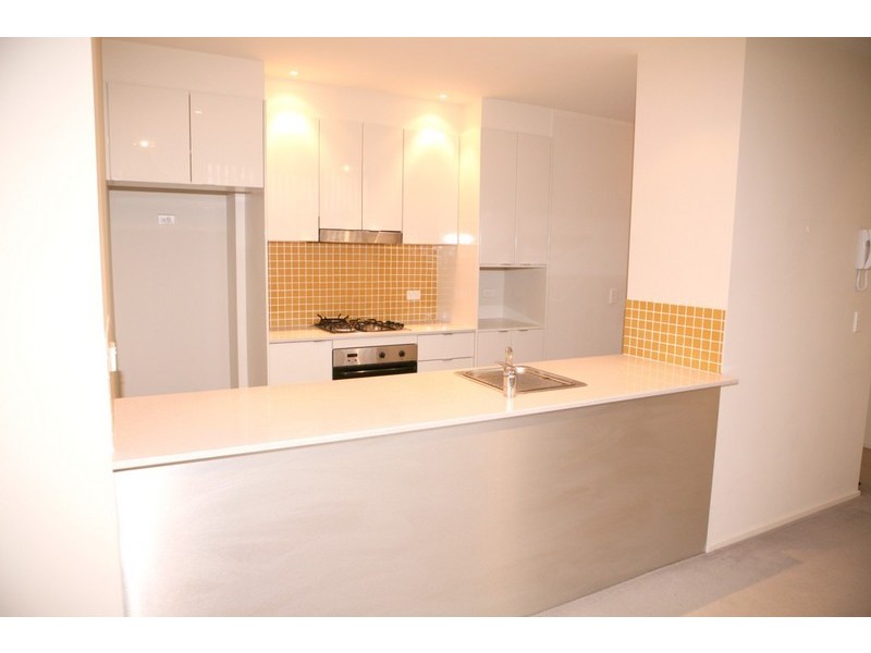 JUST SOLD!!!!! B38/31-37 Pacific Parade, Dee Why NSW 2099