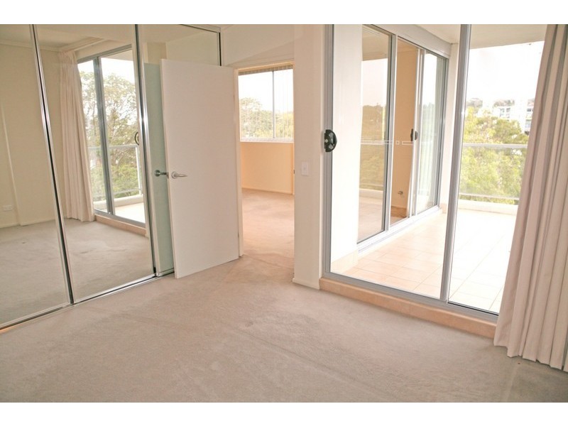 JUST SOLD!!!!! B38/31-37 Pacific Parade, Dee Why NSW 2099