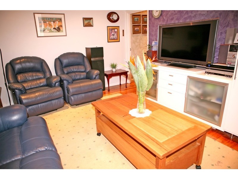 UNDER CONTRACT 61 Charles Street, Leichhardt NSW 2040