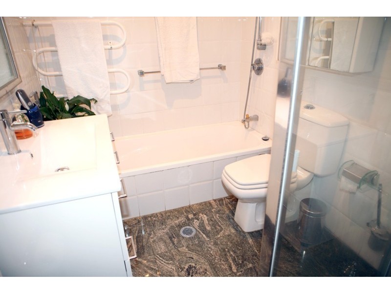 UNDER CONTRACT 61 Charles Street, Leichhardt NSW 2040