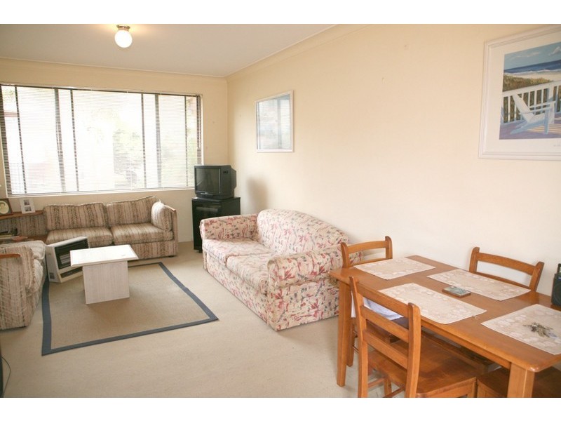 6/15 Oaks Avenue, Dee Why NSW 2099