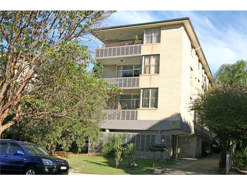 4/103 Oaks Avenue, Dee Why NSW 2099
