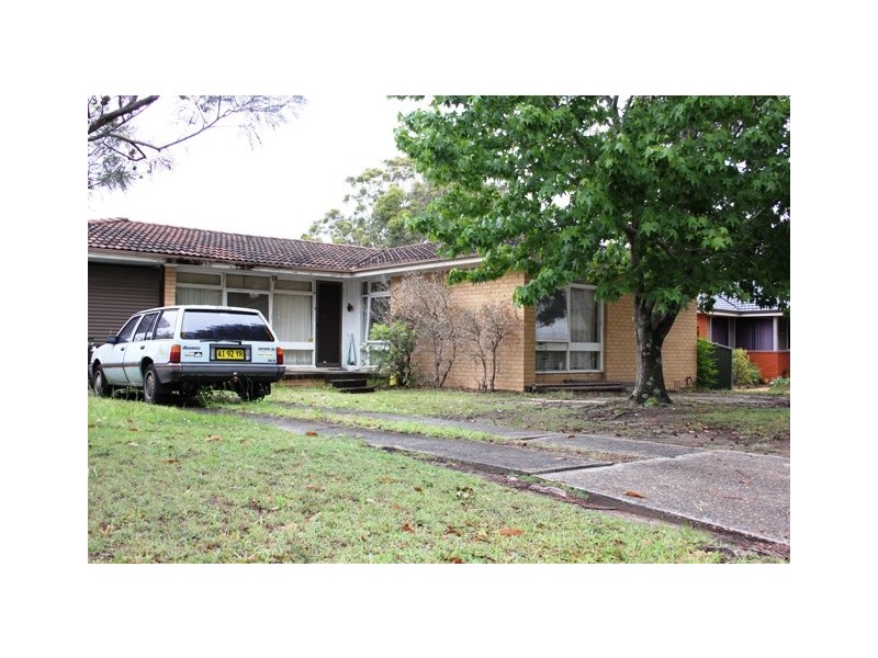 9 HOWES CRESCENT, Cromer NSW 2099