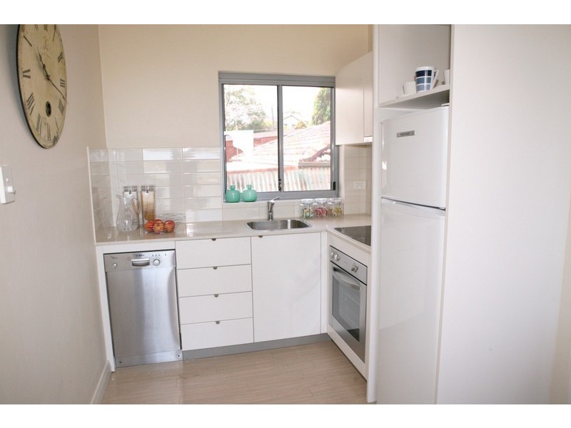 8/5 Beacon Hill Road, Brookvale NSW 2100