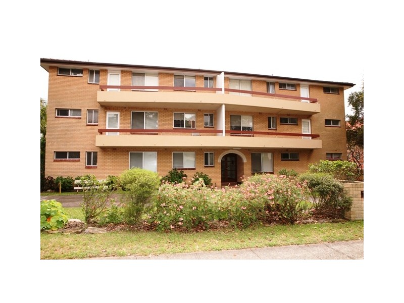 10/3-5 Holborn Ave, Dee Why NSW 2099