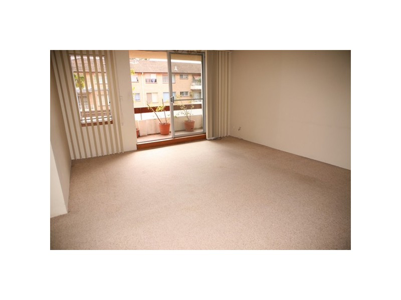 10/3-5 Holborn Ave, Dee Why NSW 2099