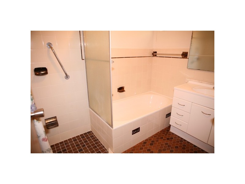 10/3-5 Holborn Ave, Dee Why NSW 2099