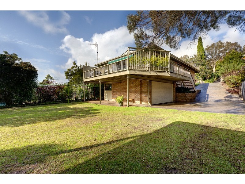 22 Alkira Circuit, Narraweena NSW 2099