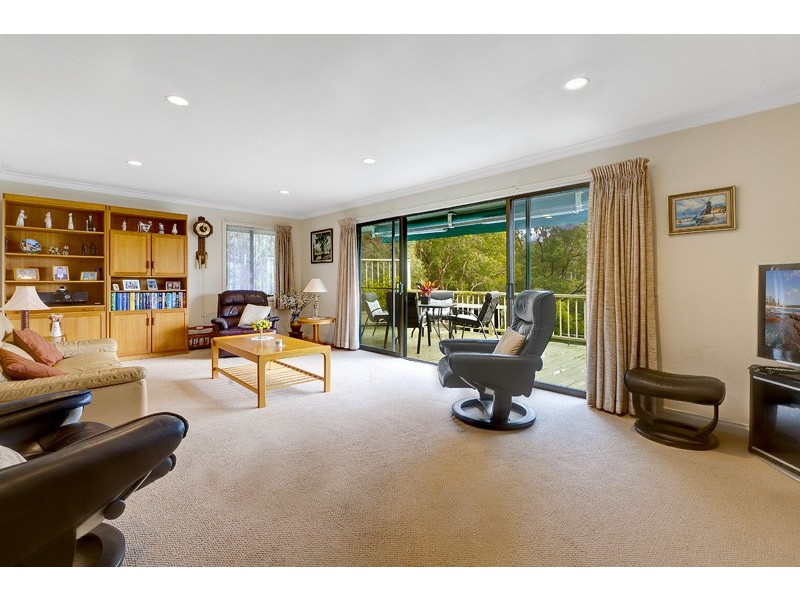 22 Alkira Circuit, Narraweena NSW 2099