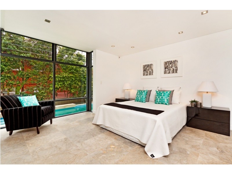 2/24 Clarence Avenue, Dee Why NSW 2099