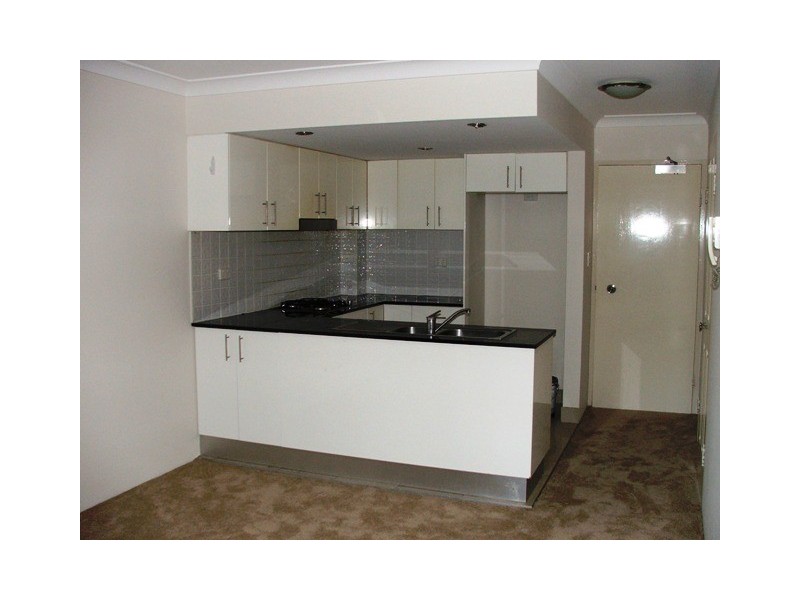 1/82-82A Old Pittwater Road, Brookvale NSW 2100