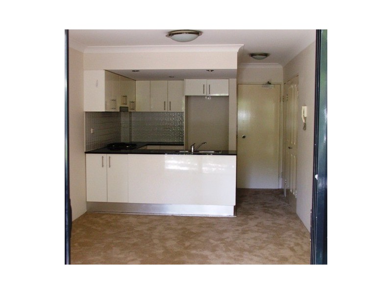 1/82-82A Old Pittwater Road, Brookvale NSW 2100