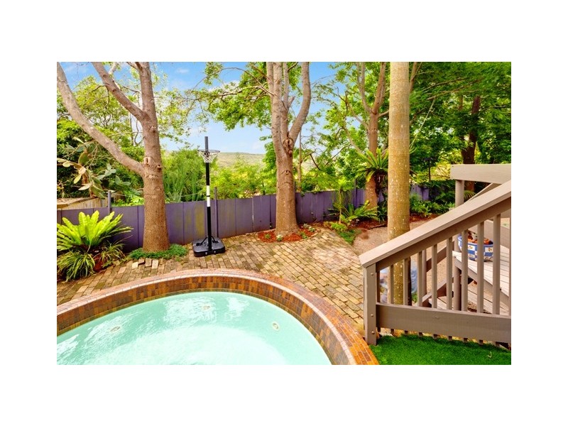 21 Nalya Rd, Narraweena NSW 2099