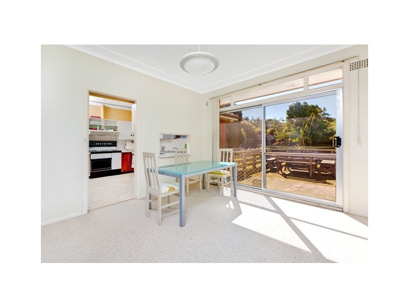 4 Bellevue Place, North Curl Curl NSW 2099
