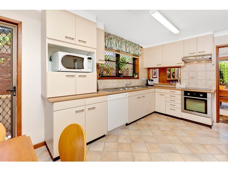 15 Bullara Crescent, Narraweena NSW 2099
