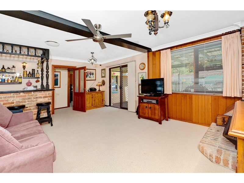15 Bullara Crescent, Narraweena NSW 2099
