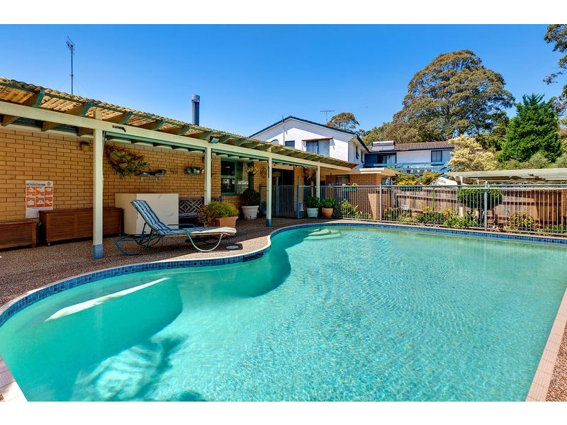 15 Bullara Crescent, Narraweena NSW 2099