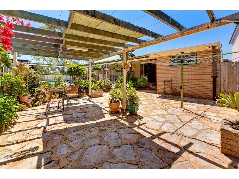 15 Bullara Crescent, Narraweena NSW 2099